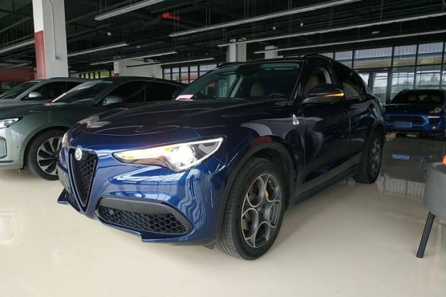 Used Alfa Romeo Stelvio 2019 2.0T 280HP Black Package Limited Edition