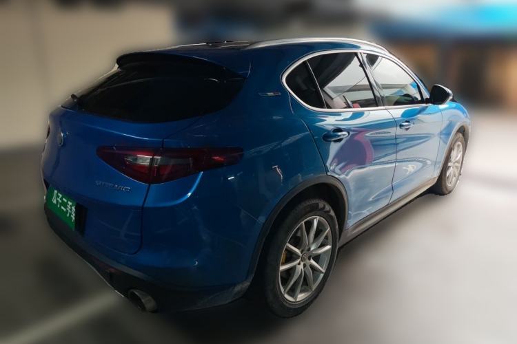 Used Alfa Romeo Stelvio 2019 2.0T 280HP Luxury Edition Rear Right 45 Deg