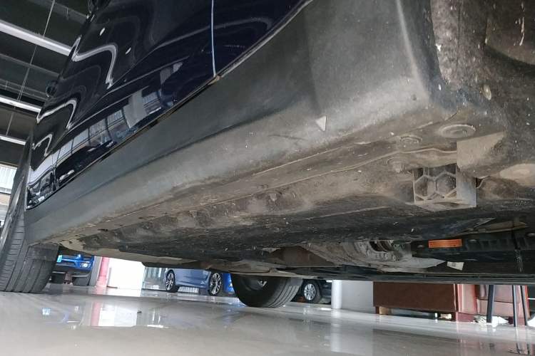 Used Alfa Romeo Stelvio 2019 2.0T 280HP Black Package Limited Edition Right Side Sill