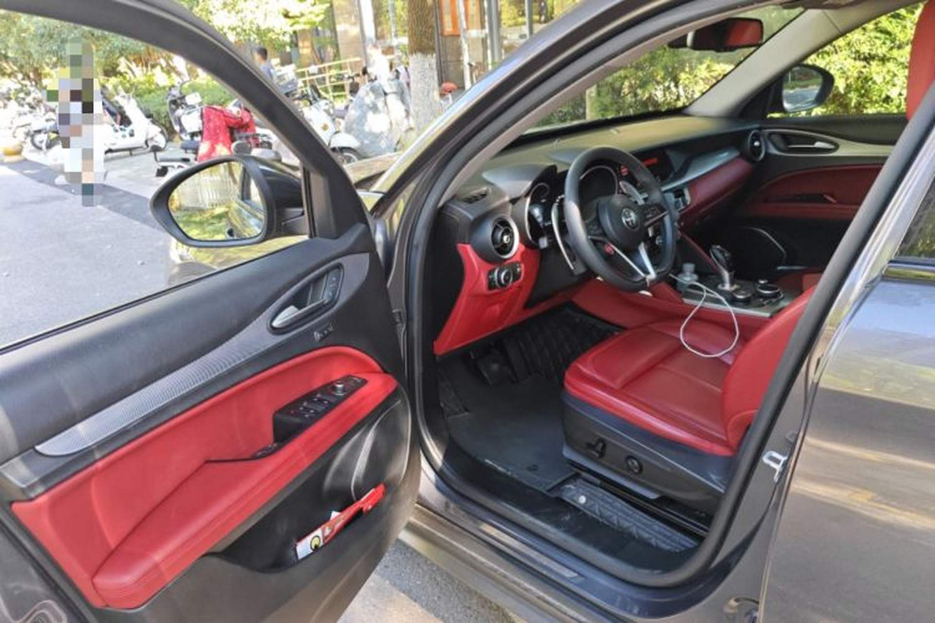 Used Alfa Romeo Stelvio 2019 2.0T 280HP Black Package Limited Edition Driver Seat