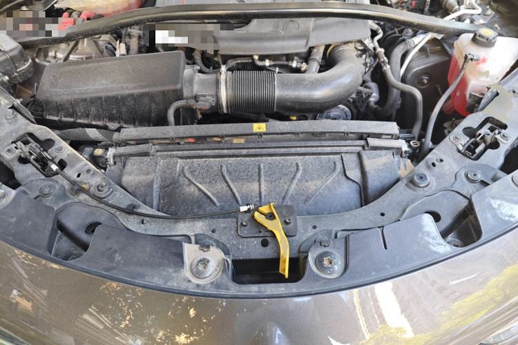 Used Alfa Romeo Stelvio 2019 2.0T 280HP Black Package Limited Edition Engine Bay
