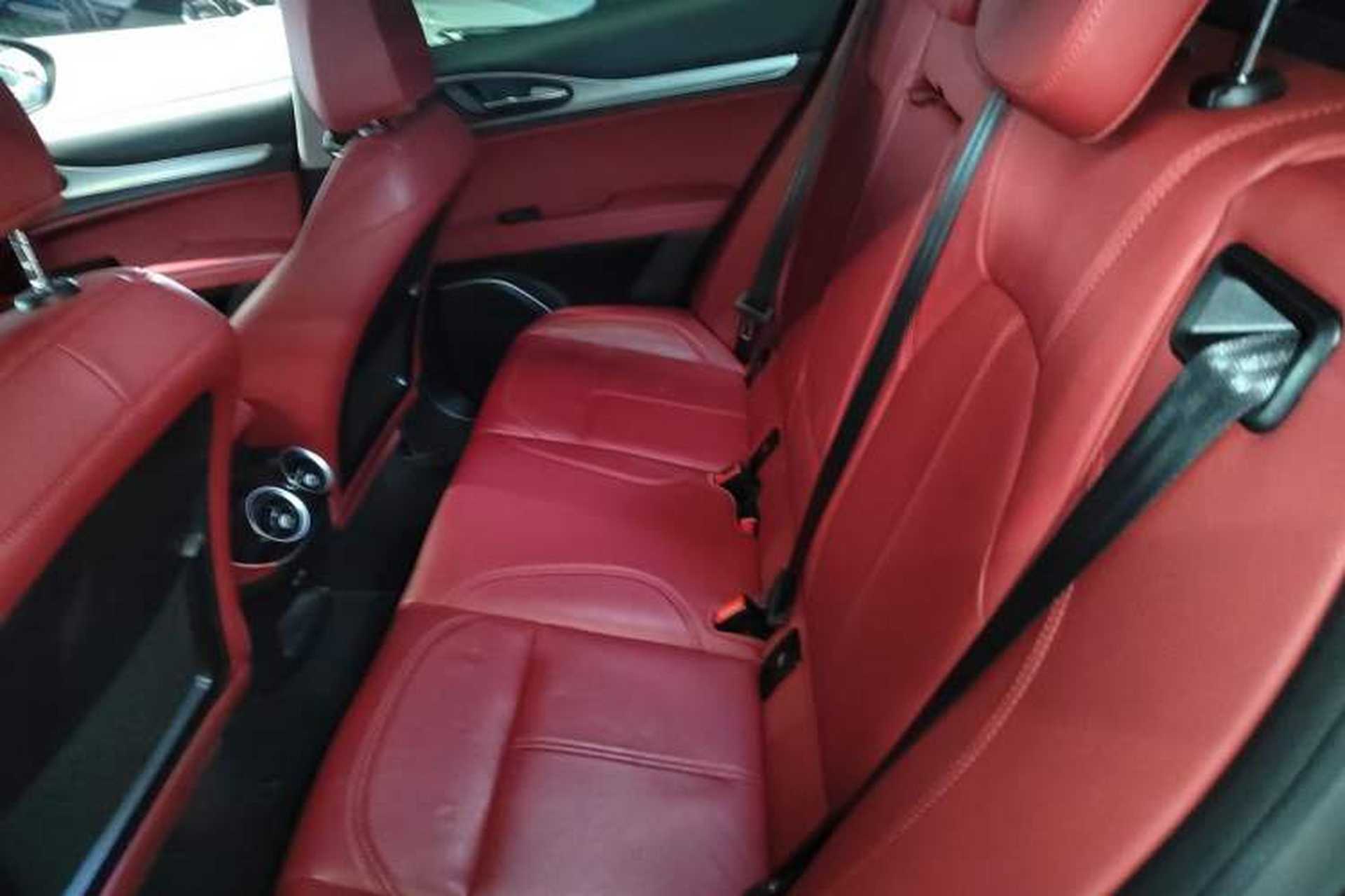 Used Alfa Romeo Stelvio 2019 2.0T 280HP Black Package Limited Edition Interior 4