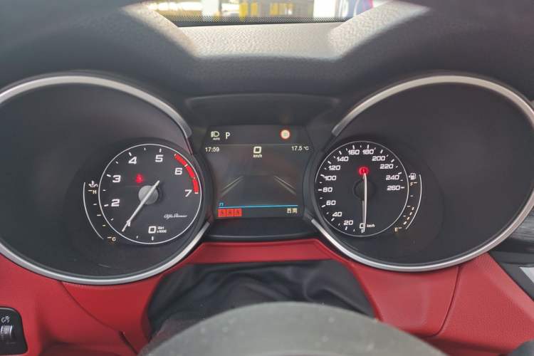 Used Alfa Romeo Stelvio 2019 2.0T 280HP Black Package Limited Edition Instrument Cluster
