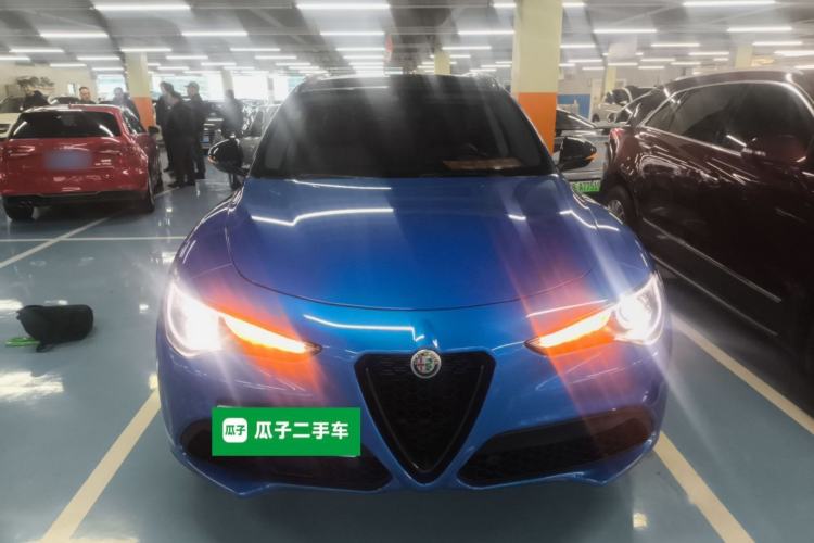 Used Alfa Romeo Stelvio 2020 2.0T 280HP Luxury Edition Exterior 1