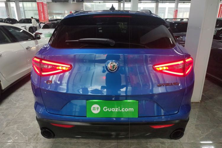 Used Alfa Romeo Stelvio 2020 2.0T 280HP Luxury Edition Exterior 4
