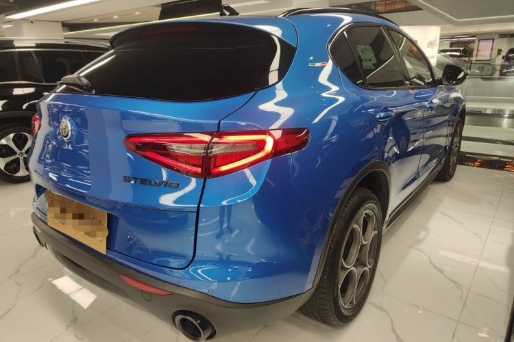 Used Alfa Romeo Stelvio 2020 2.0T 280HP Luxury Edition Exterior 5