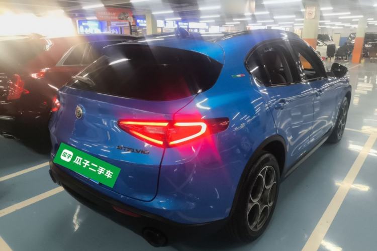 Used Alfa Romeo Stelvio 2020 2.0T 280HP Luxury Edition Exterior 5