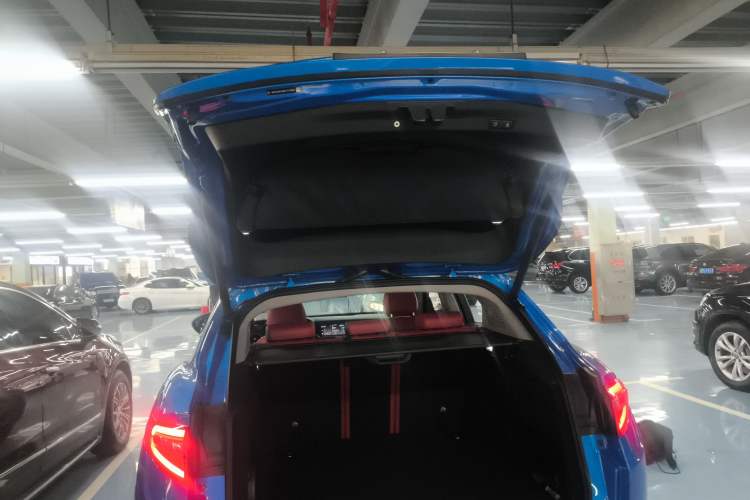 Used Alfa Romeo Stelvio 2020 2.0T 280HP Luxury Edition Trunk