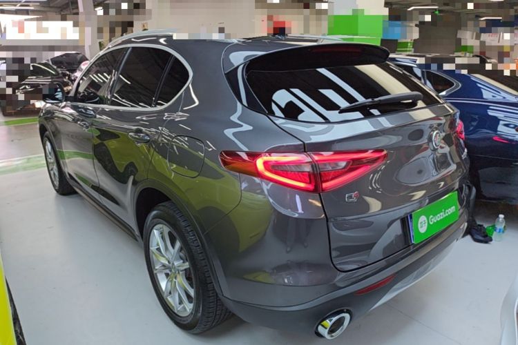 Used Alfa Romeo Stelvio 2020 2.0T 280HP Luxury Edition Rear Left 45 Deg
