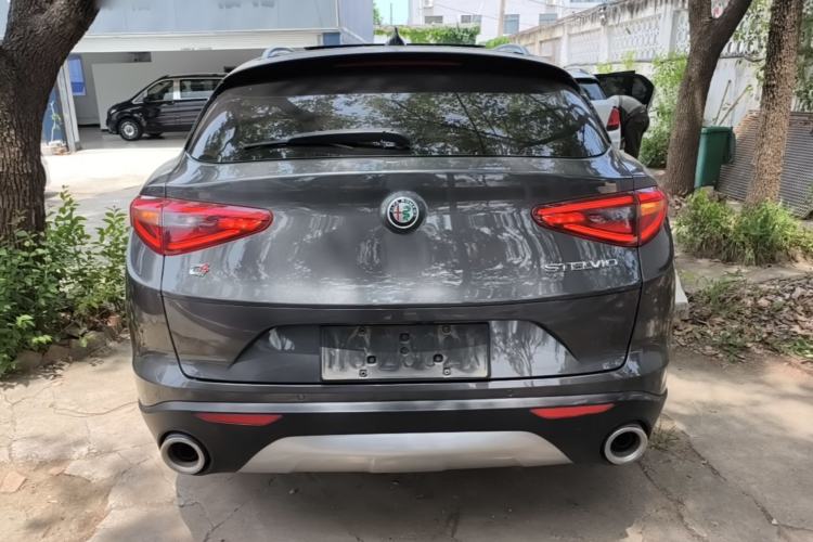Used Alfa Romeo Stelvio 2020 2.0T 280HP Luxury Edition Rear