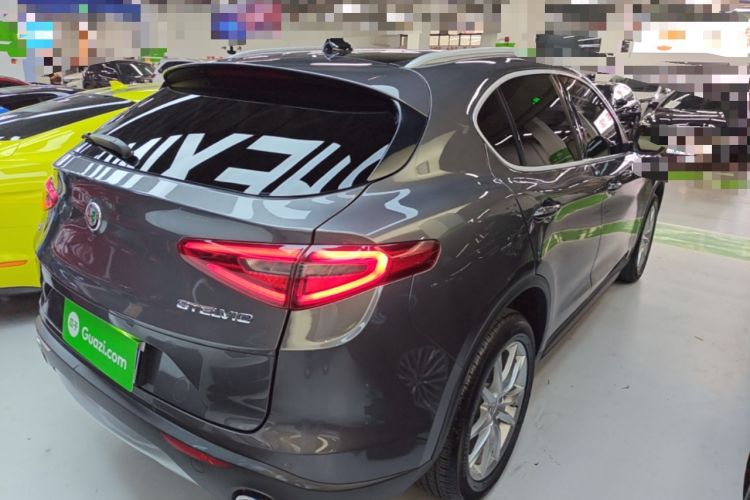 Used Alfa Romeo Stelvio 2020 2.0T 280HP Luxury Edition Rear Right 45 Deg