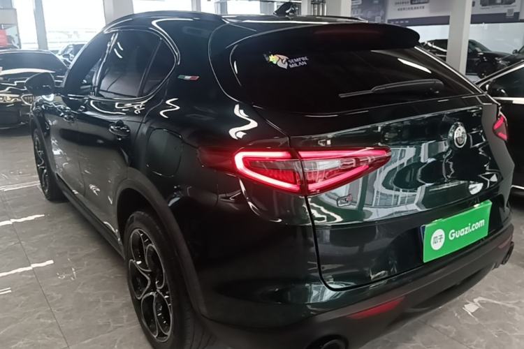 Used Alfa Romeo Stelvio 2020 2.0T 280HP Luxury Edition Rear Left 45 Deg