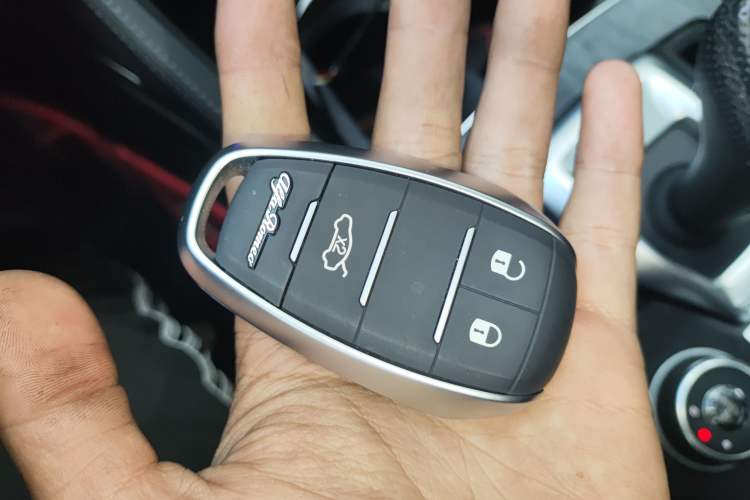 Used Alfa Romeo Stelvio 2020 2.0T 280HP Luxury Edition Vehicle Key