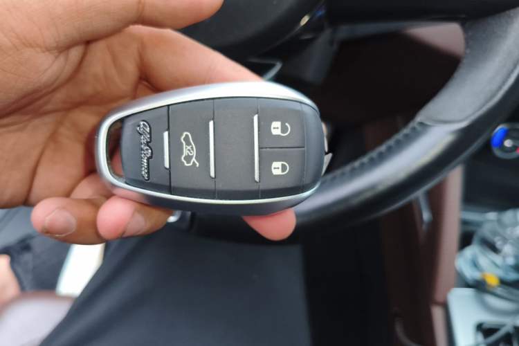 Used Alfa Romeo Stelvio 2020 2.0T 280HP Luxury Edition Vehicle Key
