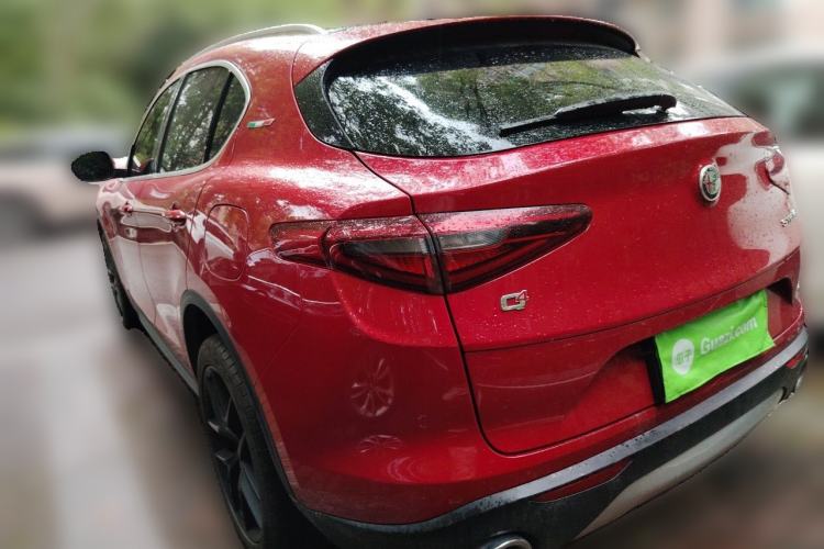 Used Alfa Romeo Stelvio 2020 2.0T 280HP Luxury Edition Rear Left 45 Deg