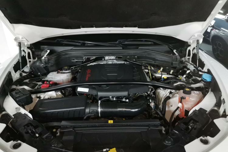 Used Alfa Romeo Stelvio 2020 2.0T 280HP Luxury Edition Engine Bay