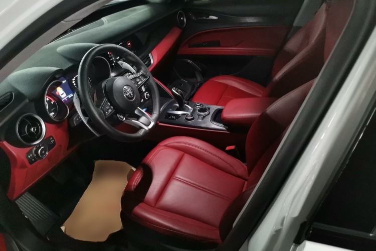 Used Alfa Romeo Stelvio 2020 2.0T 280HP Luxury Edition Left Front Seat