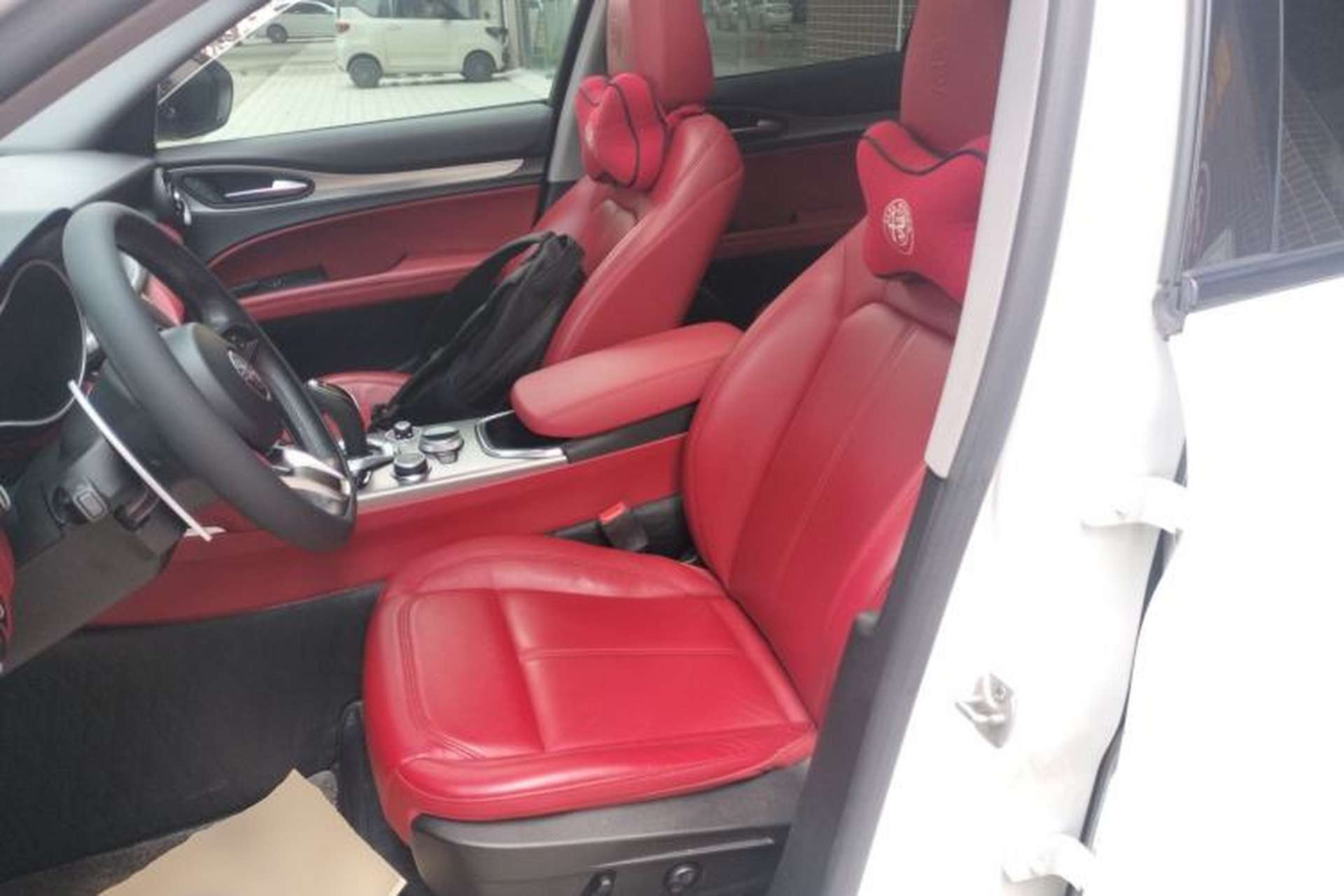 Used Alfa Romeo Stelvio 2020 2.0T 280HP Luxury Edition Left Front Seat
