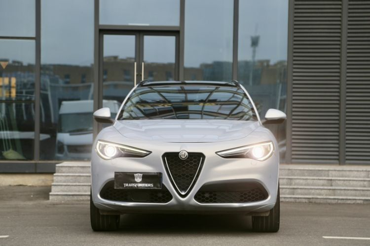 Used Alfa Romeo Stelvio 2021 2.0T 280HP Luxury Edition Exterior 2