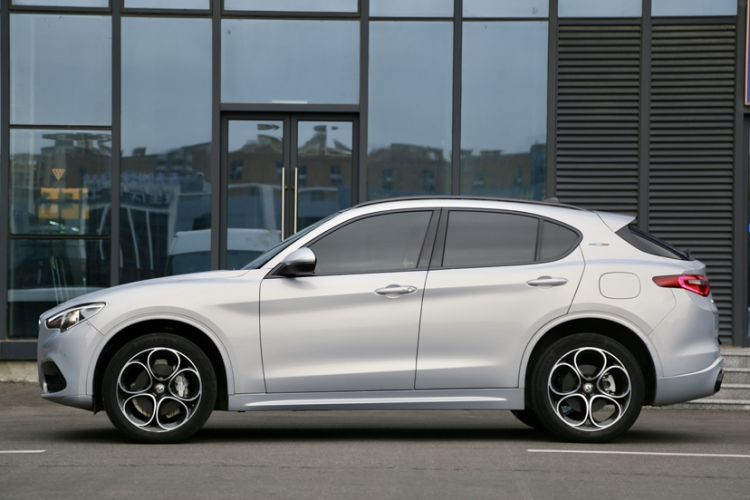 Used Alfa Romeo Stelvio 2021 2.0T 280HP Luxury Edition Exterior 3