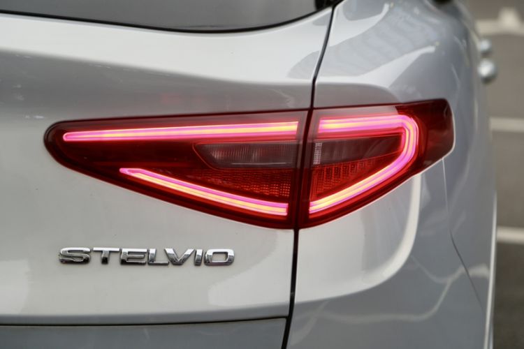 Used Alfa Romeo Stelvio 2021 2.0T 280HP Luxury Edition Trunk