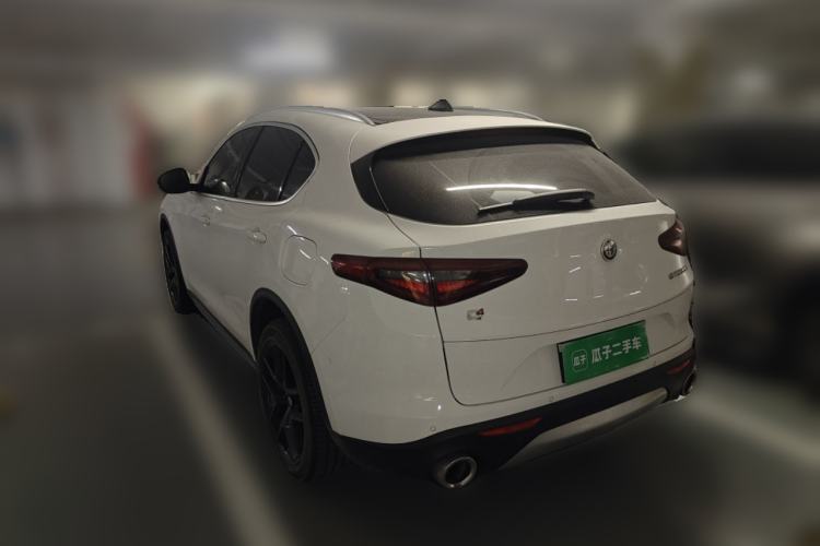 Used Alfa Romeo Stelvio 2021 2.0T 280HP Luxury Edition Exterior 3