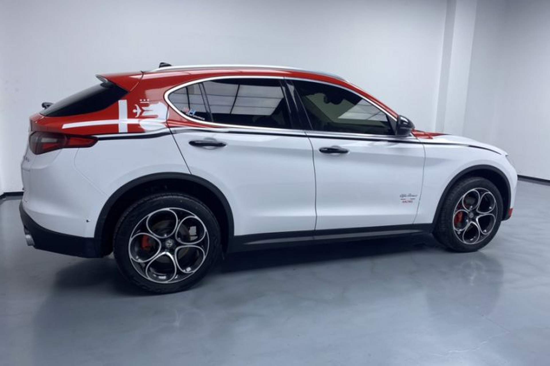 Used Alfa Romeo Stelvio 2021 2.0T 280HP Luxury Edition Exterior 4