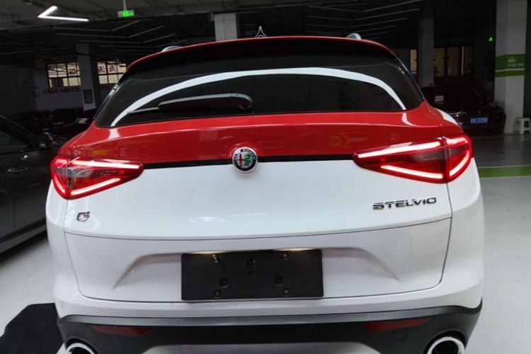 Used Alfa Romeo Stelvio 2021 2.0T 280HP Luxury Edition Rear