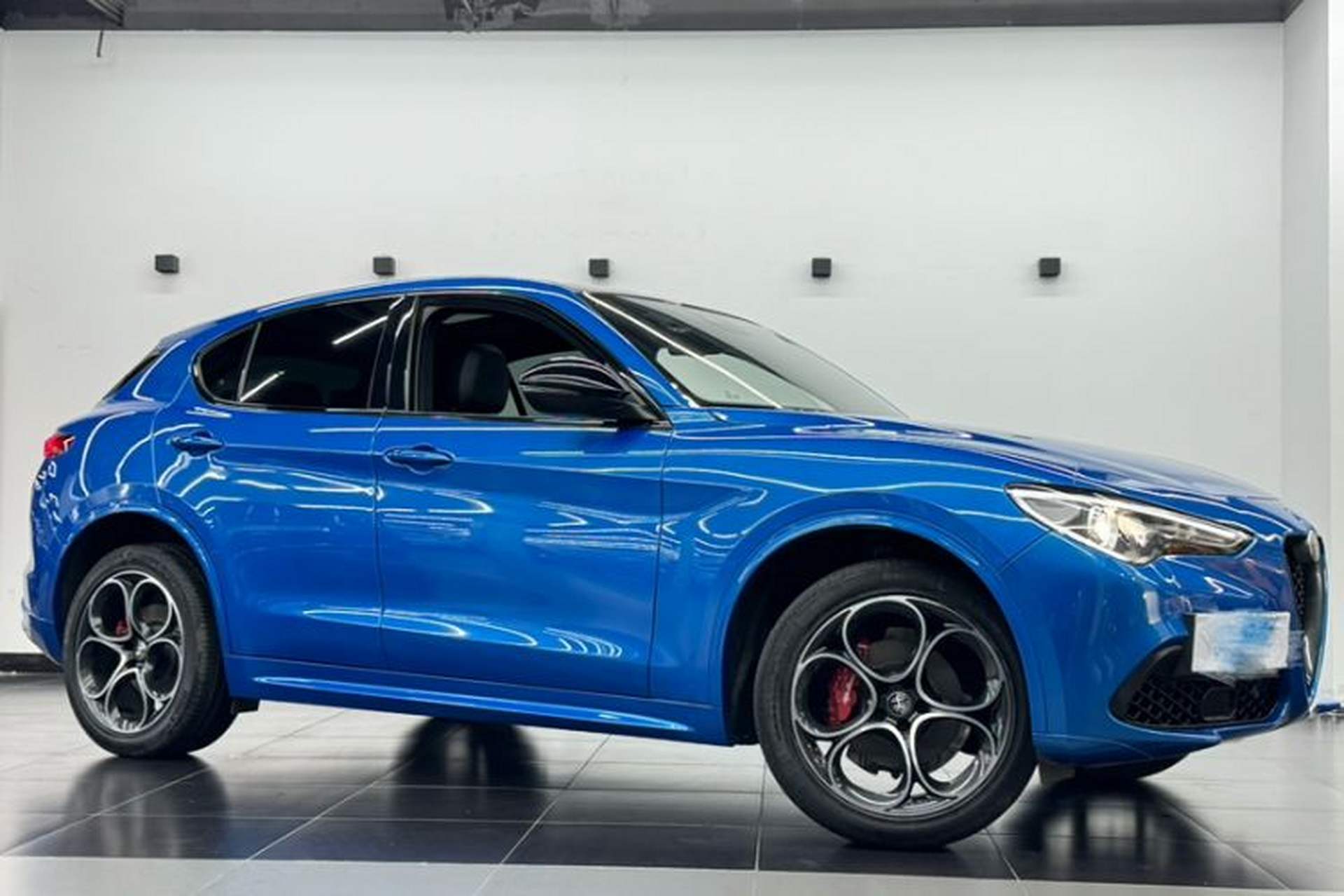 Used Alfa Romeo Stelvio 2022 2.0T 280HP Veloce Track Edition Exterior 4