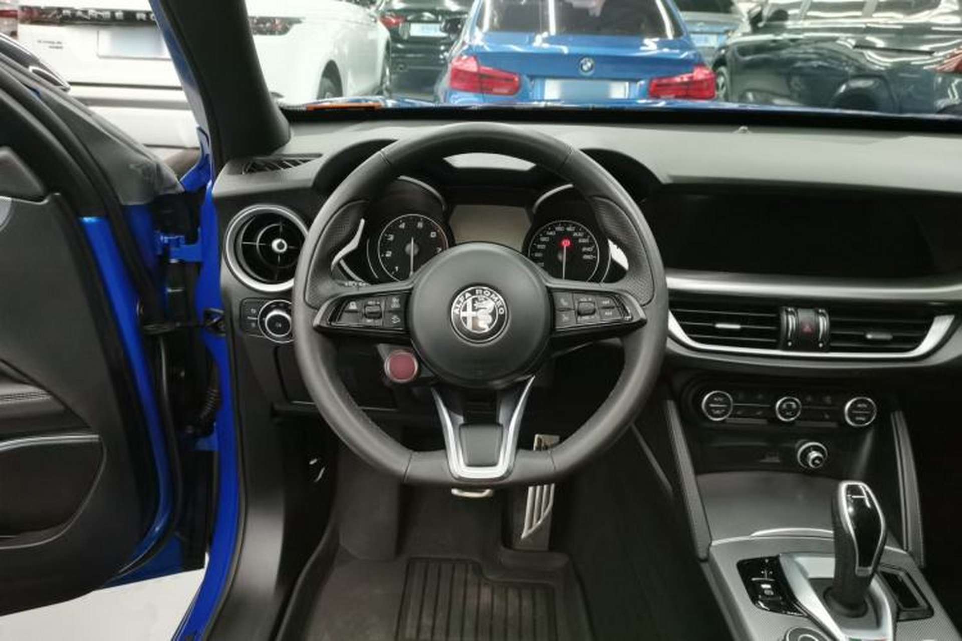 Used Alfa Romeo Stelvio 2022 2.0T 280HP Veloce Track Edition Steering Wheel