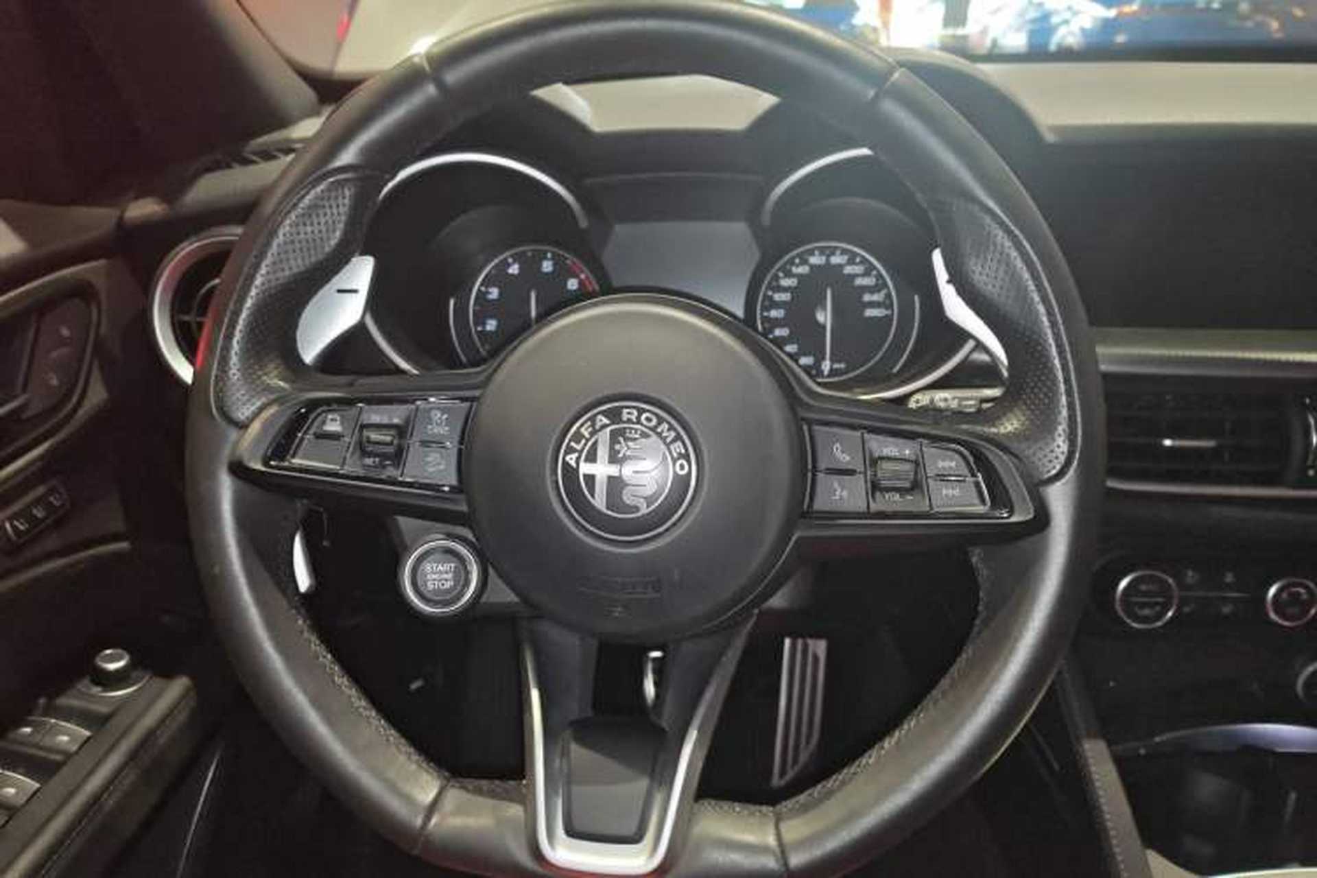 Used Alfa Romeo Stelvio 2022 2.0T 280HP Veloce Track Edition Steering Wheel