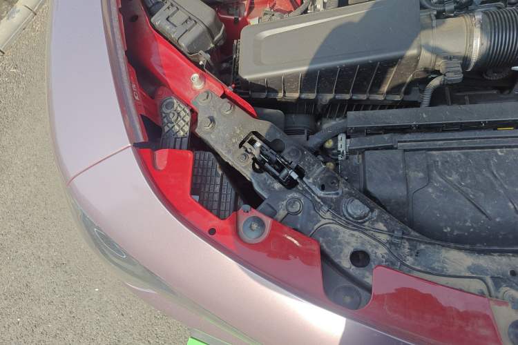 Used Alfa Romeo Stelvio 2023 2.0T 280HP Veloce Track Edition Engine Bay Right