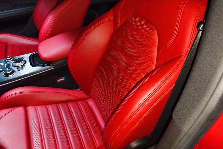 Used Alfa Romeo Stelvio 2023 2.0T 280HP Sprint Zongqing Version Left Front Seat
