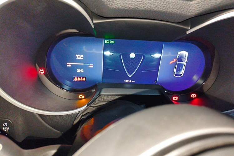 Used Alfa Romeo Stelvio 2023 2.0T 280HP Sprint Zongqing Version Odometer Close Up