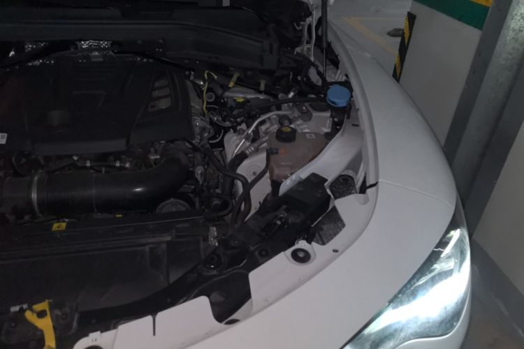 Used Alfa Romeo Stelvio 2023 2.0T 280HP Sprint Zongqing Version Engine Bay Left