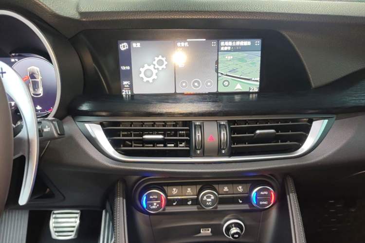 Used Alfa Romeo Stelvio 2024 2.0T 280HP Dragon Edition Limited Edition Audio And AC Panel