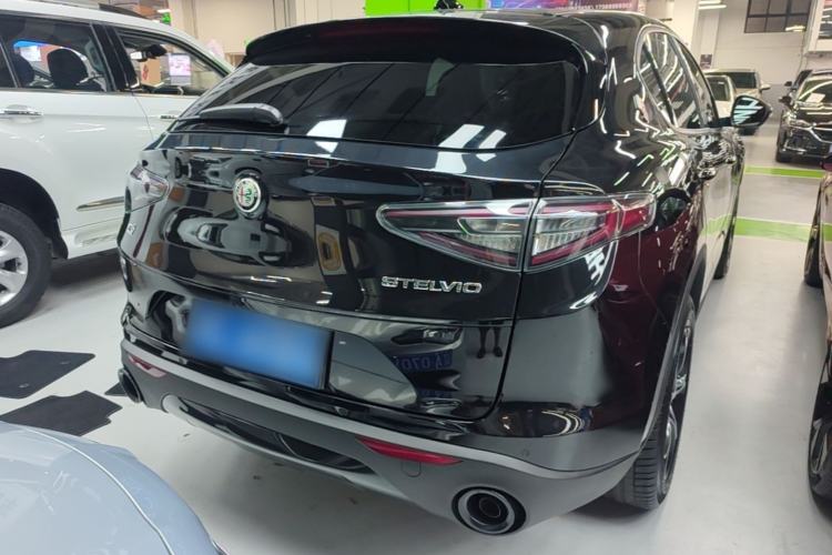 Used Alfa Romeo Stelvio 2024 2.0T 280HP Dragon Edition Limited Edition Rear