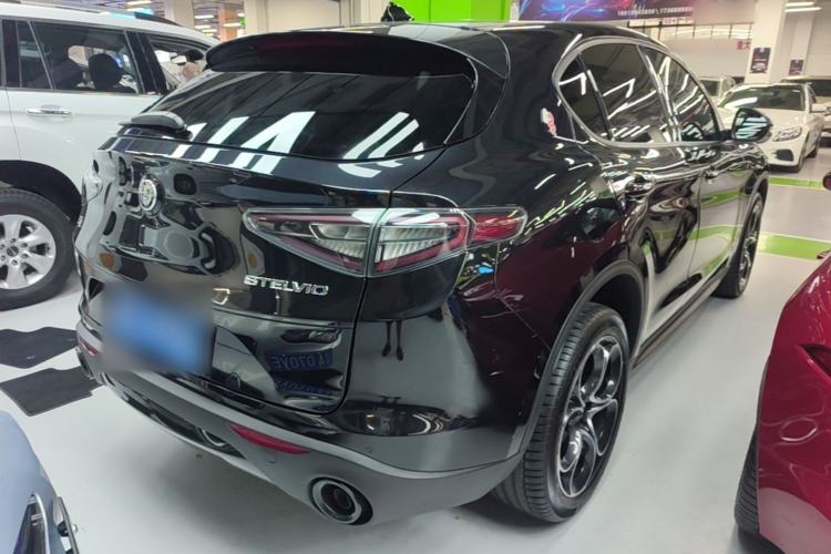 Used Alfa Romeo Stelvio 2024 2.0T 280HP Dragon Edition Limited Edition Rear Right 45 Deg