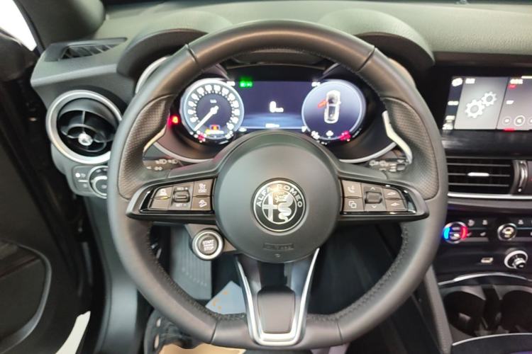 Used Alfa Romeo Stelvio 2024 2.0T 280HP Dragon Edition Limited Edition Steering Wheel