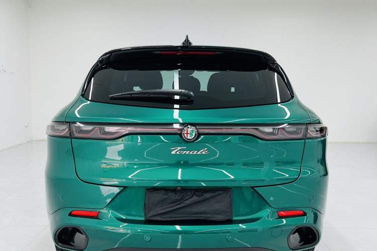 Used Alfa Romeo Tonale 2024 2.0T 268HP AWD Tributo Italiano Legend Tribute Edition Exterior 8