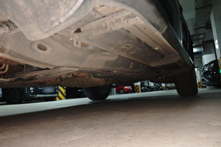 Used Alpina B4  Chassis Front Left