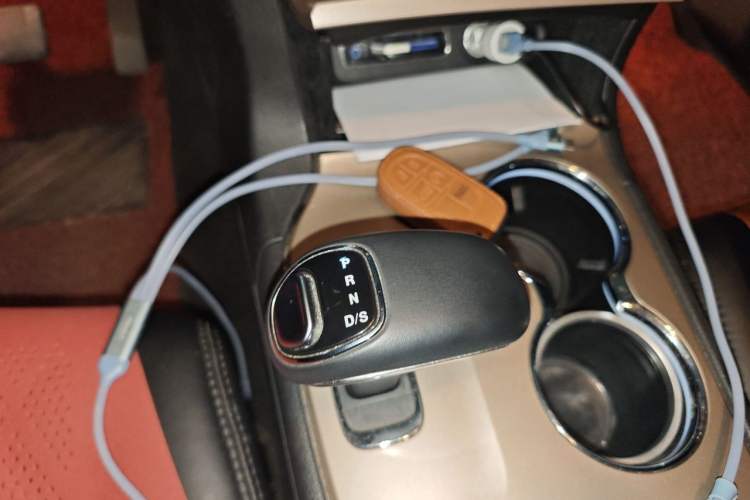 Used Alpina B4  Gear Lever