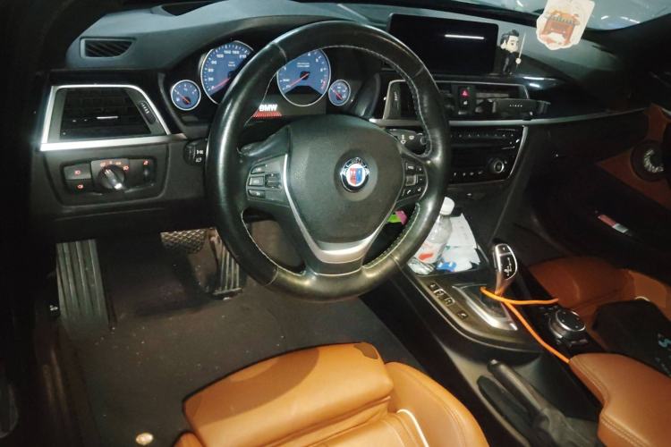Used Alpina B4 2016 B4 BITURBO Coupe Center Console
