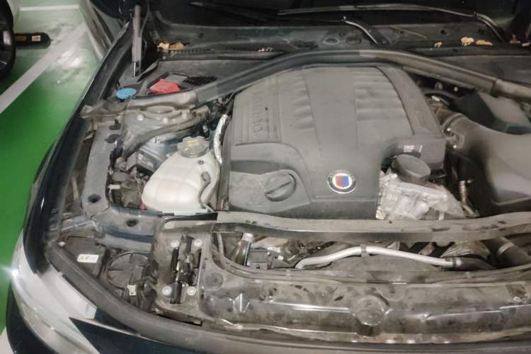 Used Alpina B4 2016 B4 BITURBO Coupe Engine Bay Right