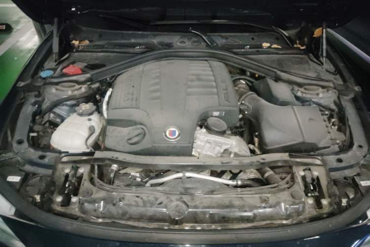 Used Alpina B4 2016 B4 BITURBO Coupe Engine Bay