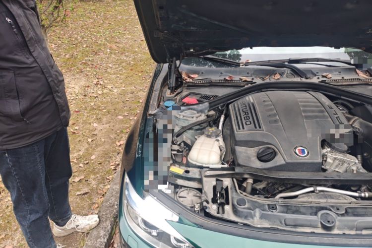 Used Alpina B4 2016 B4 BITURBO Coupe Engine Bay Right