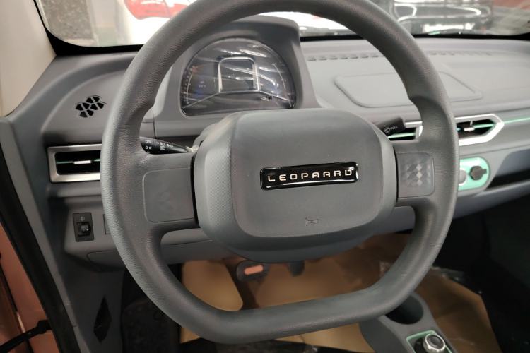 Used Anhui Liebao LEOPAARD CS01 EV 2024 Practical Type Steering Wheel