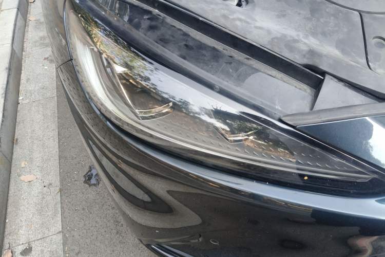 Used ARCFOX Alpha S 2023 735E Forest Edition 160kW Right Front Headlight