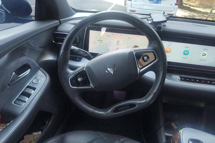Used ARCFOX Alpha S 2023 735E Forest Edition 160kW Steering Wheel
