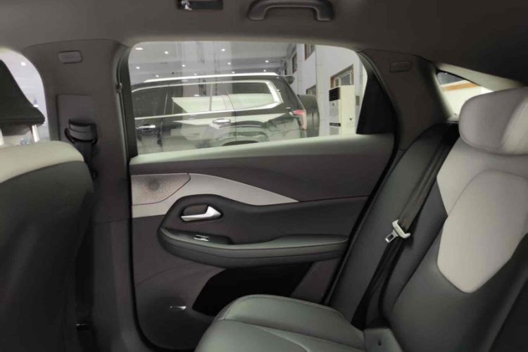 Used ARCFOX Alpha S 2023 525E Forest Edition 160kW Interior 3